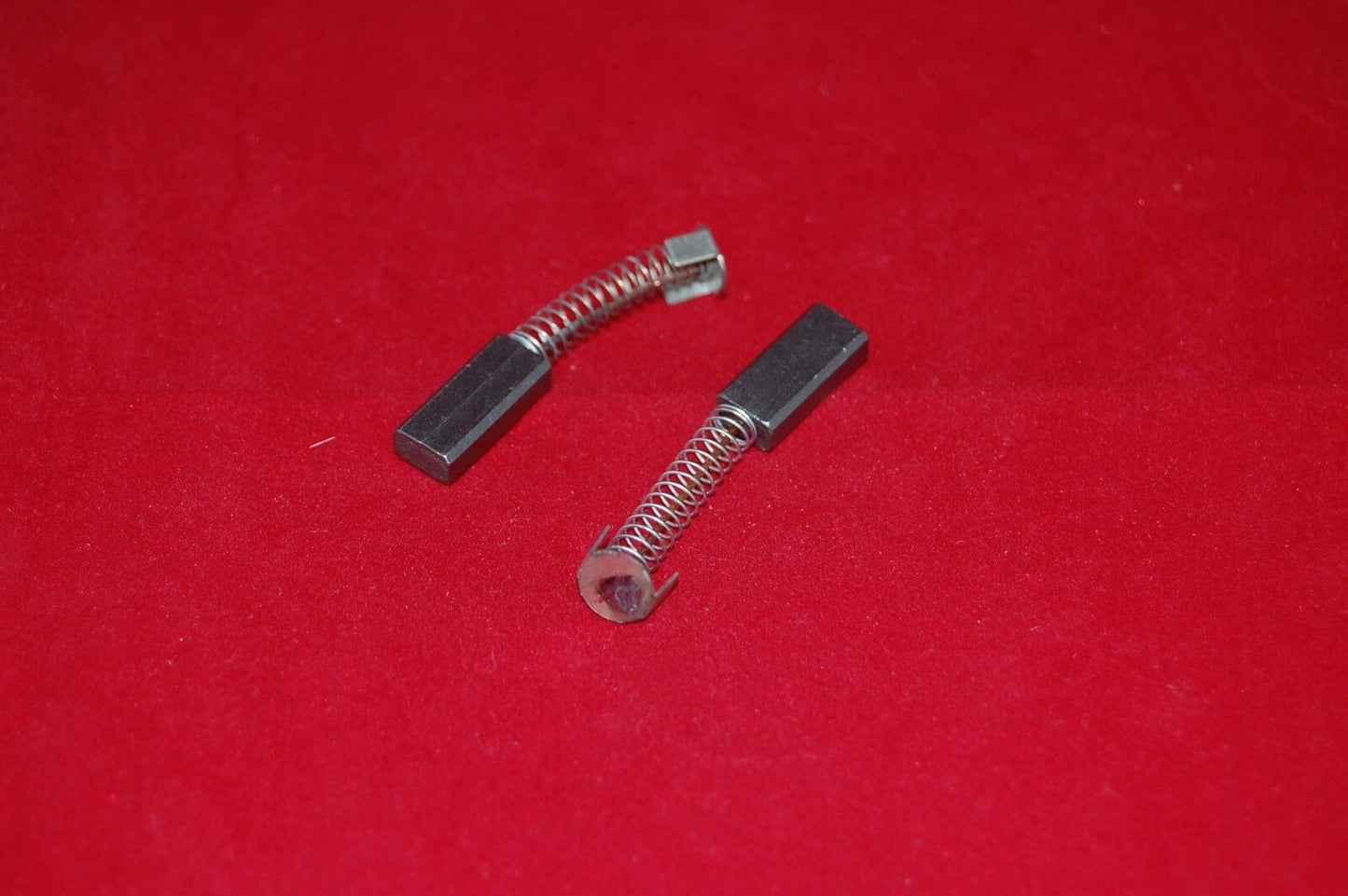 10PCS 19x8x5mm Spring Carbon brush