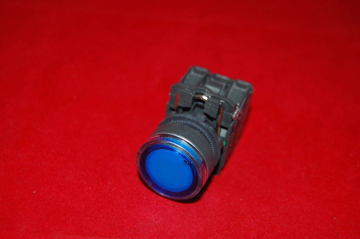1PC 22mm Blue Illuminated pushbutton Switch Fits XB5AW36M5 220V LED Momentary