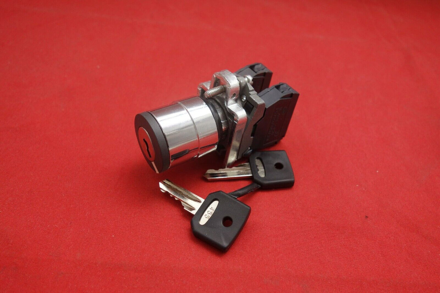 1PC 22mm Key switch 3 Position Spring return Fits Metal XB4BG73 Momentary 2NO