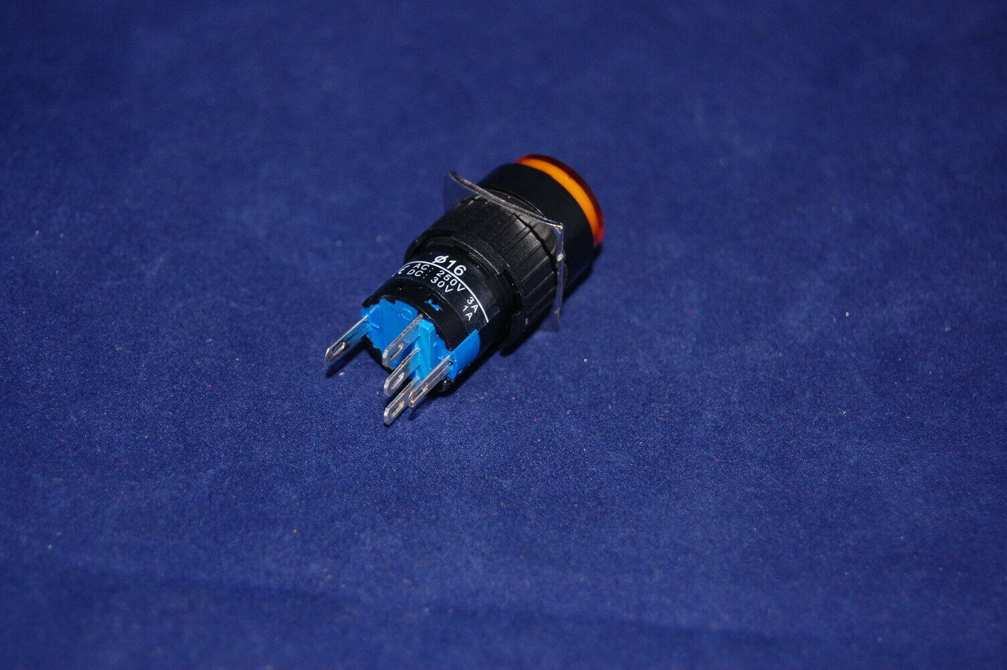 5PCS 16MM YELLOW ROUND MAINTAINED PUSH BUTTON LED ILLUMINATED 24V DC 5 PINS