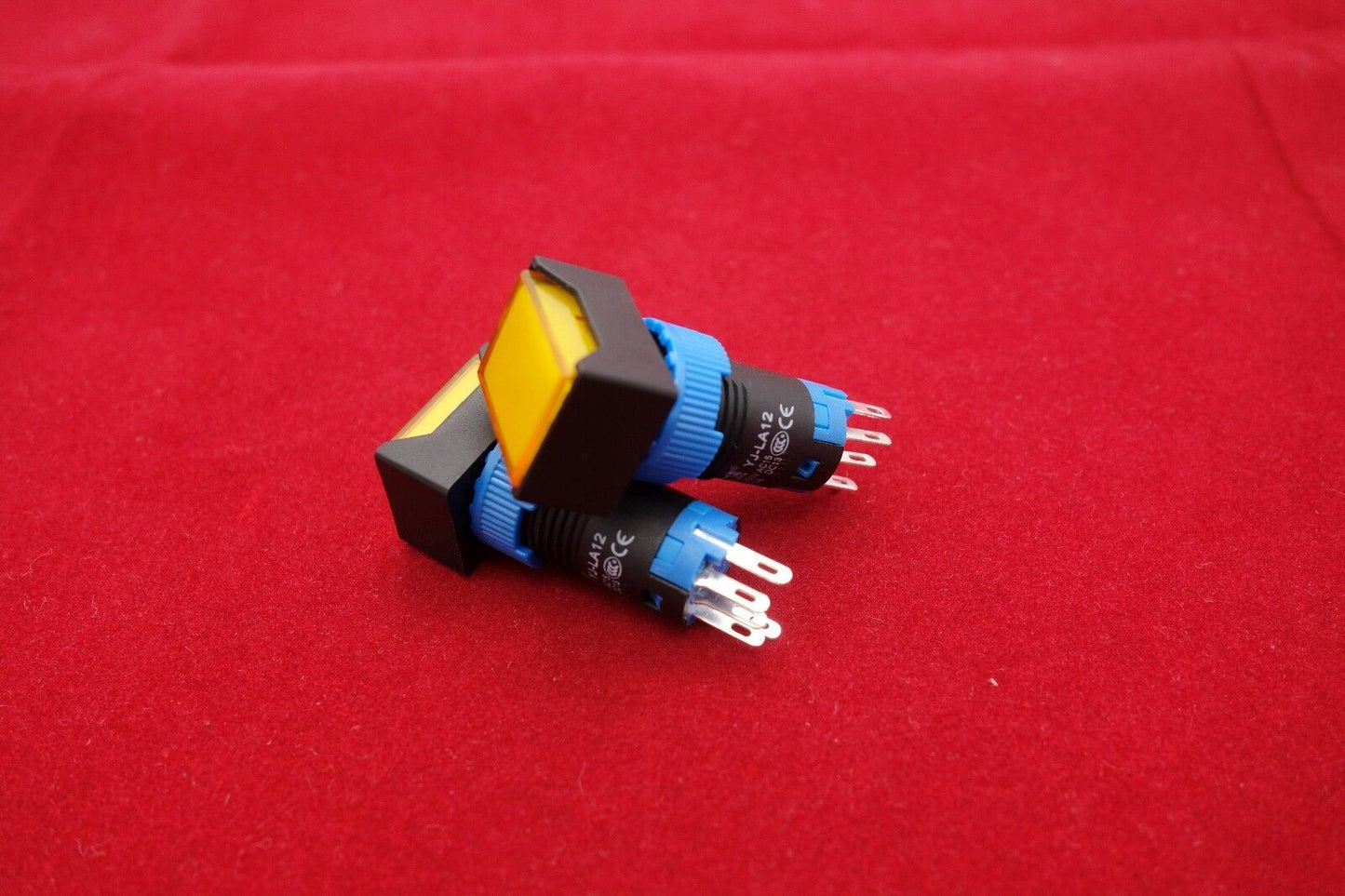 2PCS Cutout 12MM 6V Yellow LED ILLUMINATED Rectangular Latching PUSH BUTTON 5P