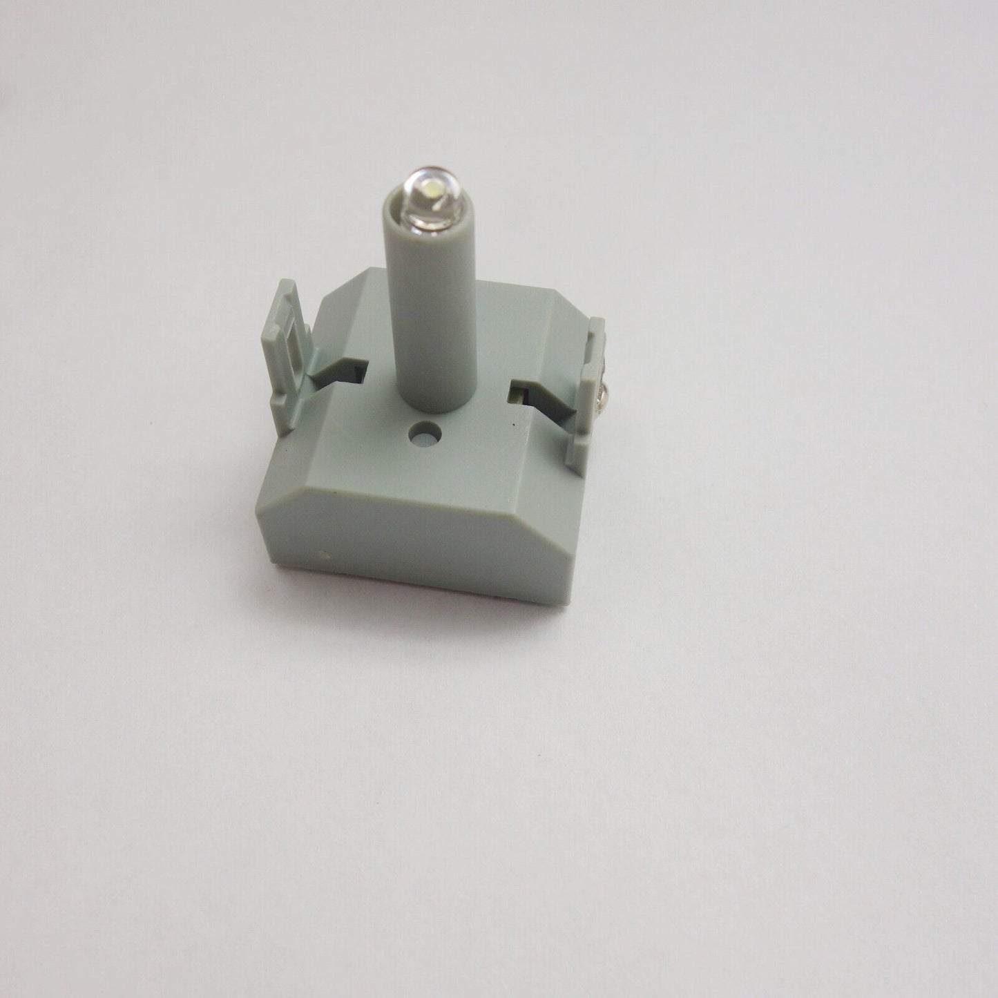 2PCS Lamp Holder LED light block D/B28 Blue Color 220V AC use for LA38 LA39