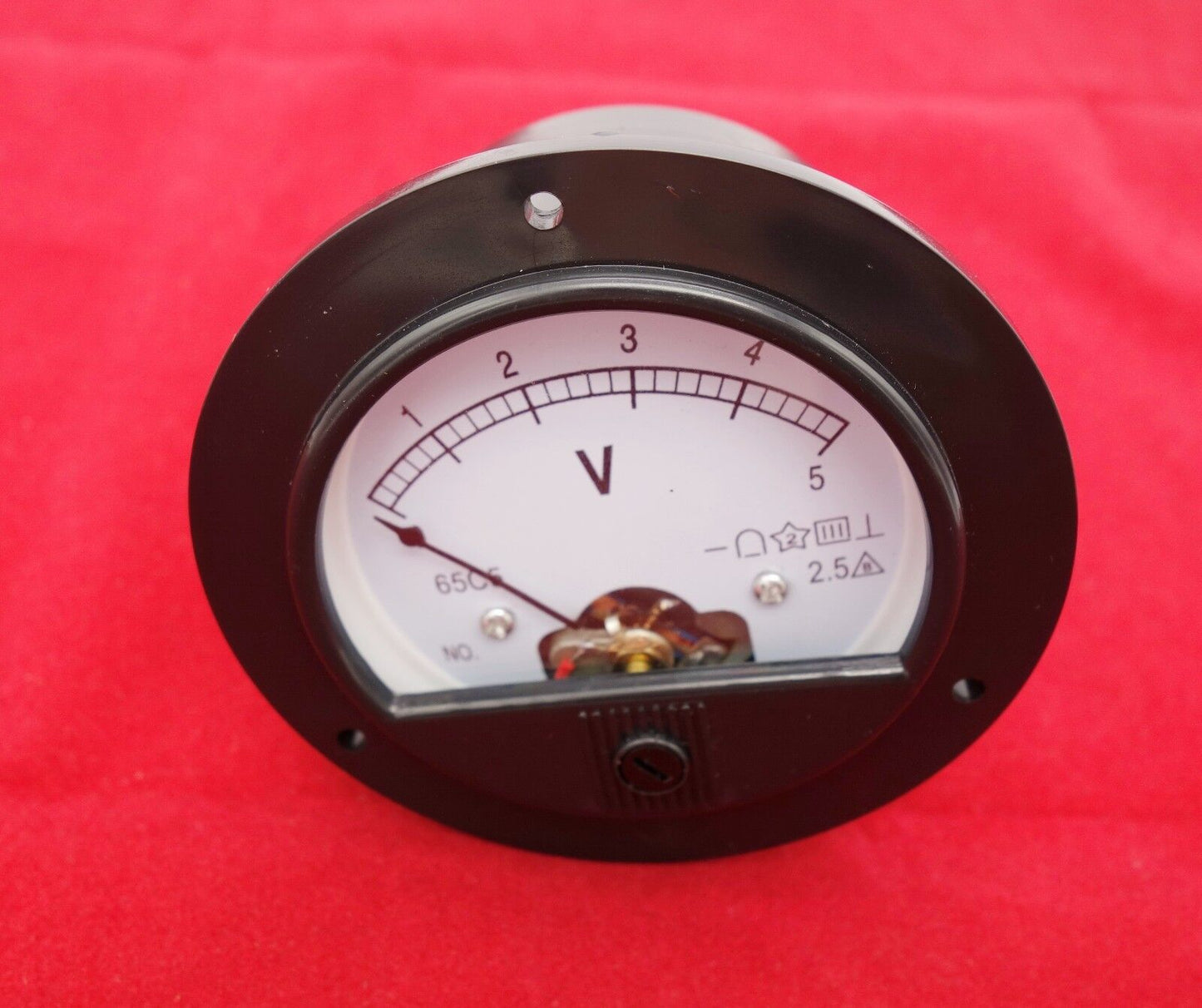 1pc DC 0- 5V Analog Voltmeter Voltage Panel Meter Dia. 90mm DH62 Plastic Housing