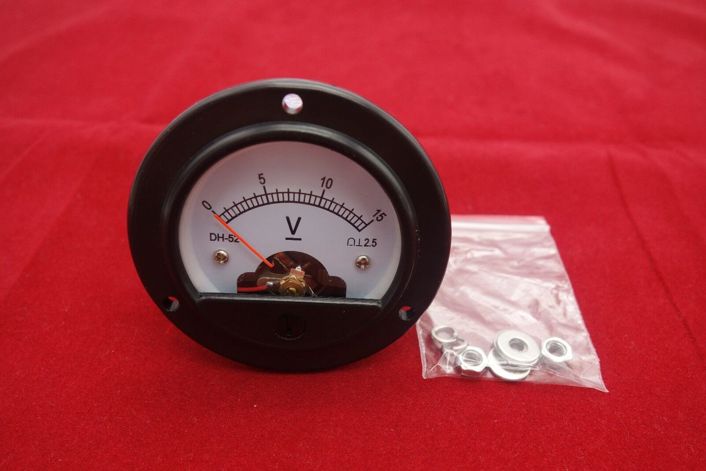 DC 0-15V Round Analog Voltmeter Analogue Voltage panel meter Dia. 66.4mm DH52