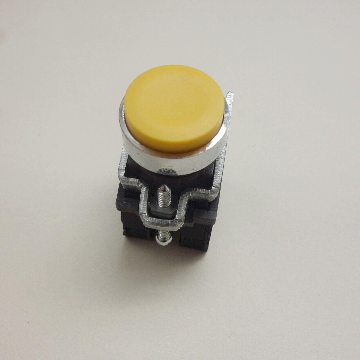 1PC 22MM PUSHBUTTON SWITCH FITS XB4BL55 YELLOW 1NO/1NC Projecting push XB4BL