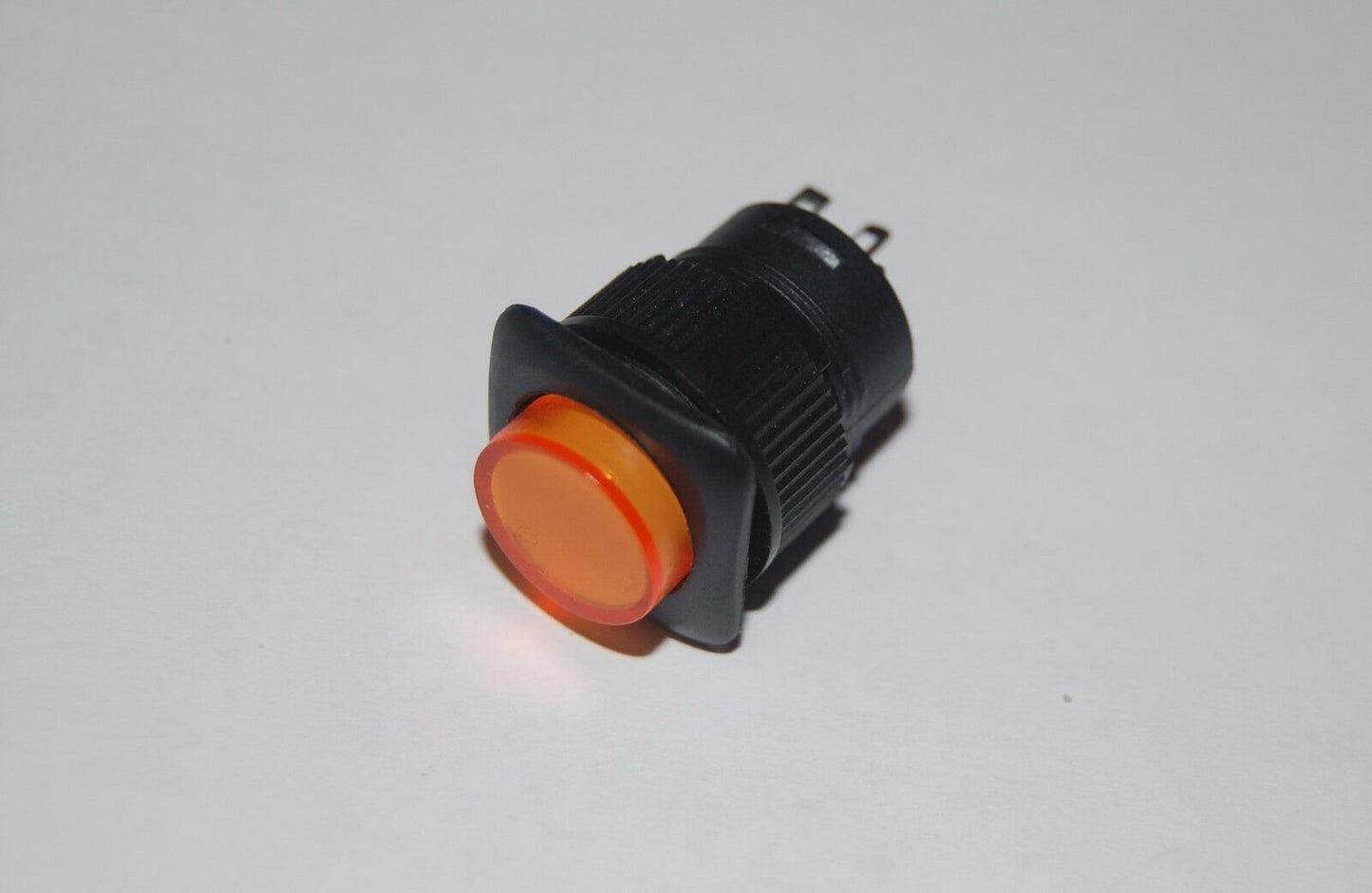 5PCS 16MM YELLOW Latching Plastic PUSH BUTTON 3V Neon ILLUMINATED 4 PINS