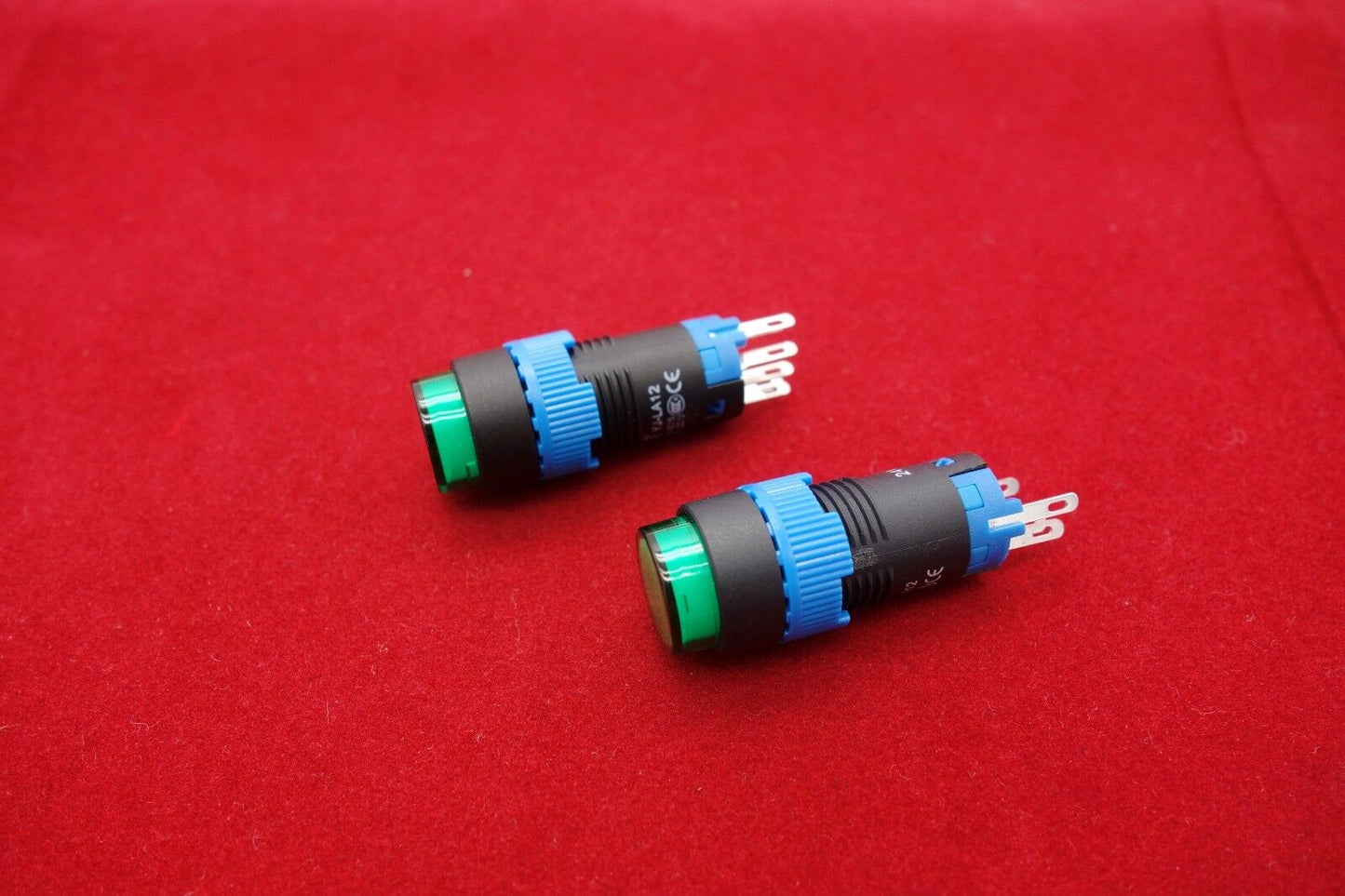 2PCS Cutout 12MM 48V Green LED ILLUMINATED Round Latching PUSH BUTTON 5 PINS