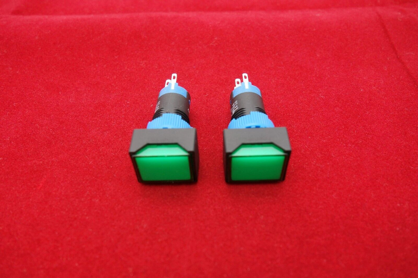 2PCS Cutout 12MM 48V Green LED ILLUMINATED Rectangular Latching PUSH BUTTON