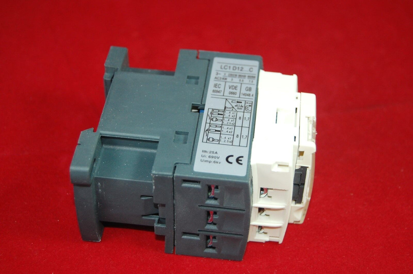 1pc New type FITS LC1D12E7 AC CONTACTOR 12A COIL 48V AC 50/60HZ