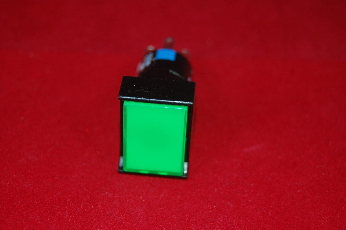 2PCS 16MM Green Rectangle Latching Maintain PUSH BUTTON ILLUMINATED 220V 5 PINS