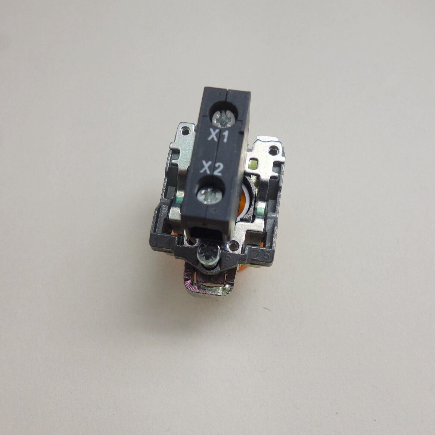 2PCS 22MM XB4 YELLOW Pilot light with integral LED FITS XB4BVM5 220V AC