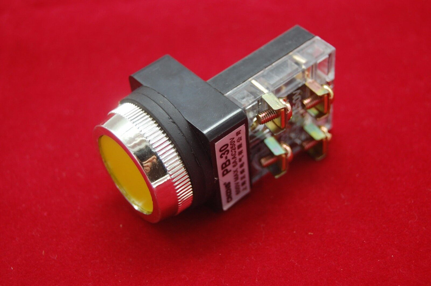 1PC NEW FITS Cutout 30MM Yellow Momentary PUSH BUTTON Switch 1NO/1NC
