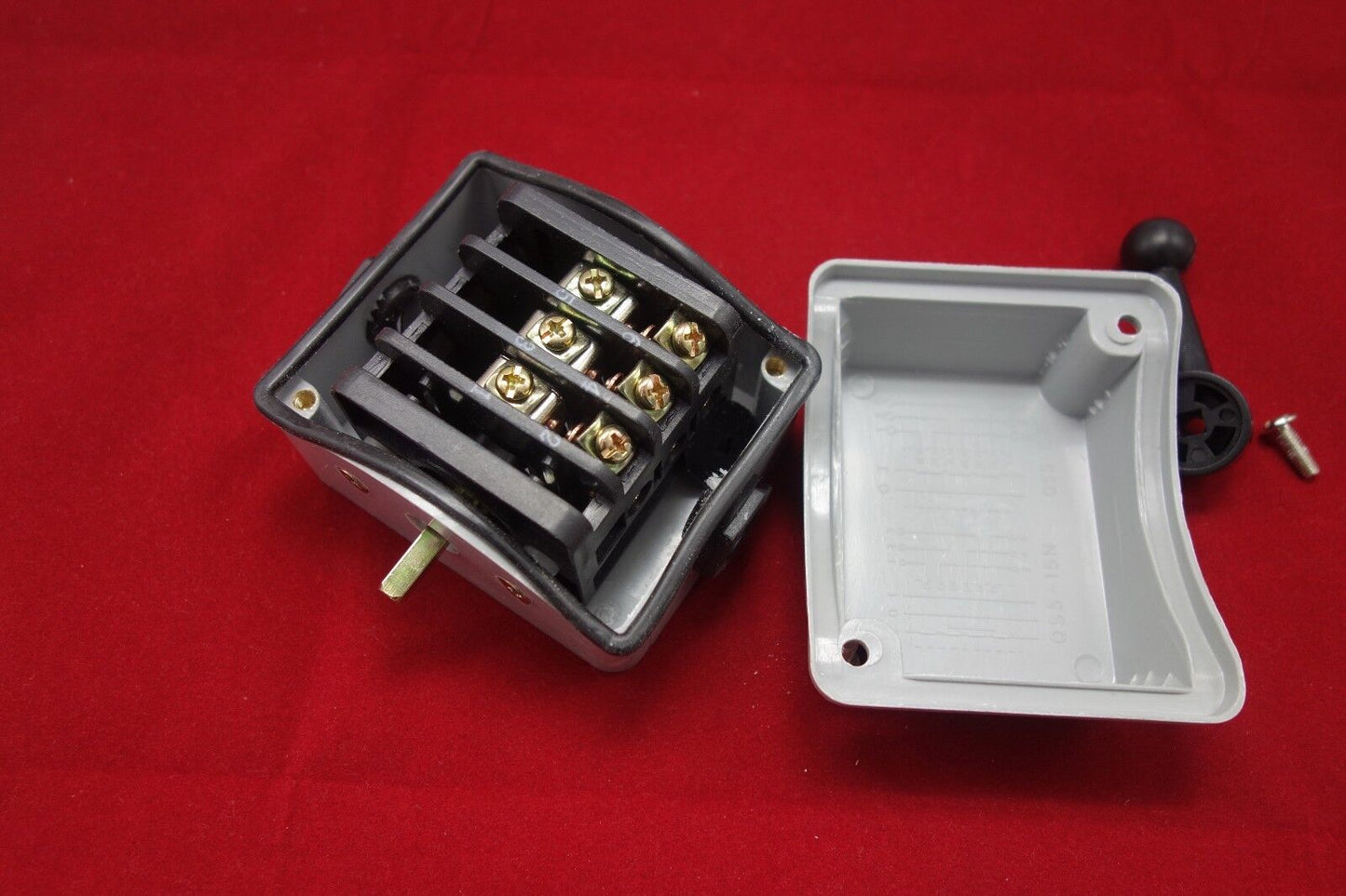 1PC Drum Switch 2 Position ON OFF Cam Starter Change Over Switch 15A QS5