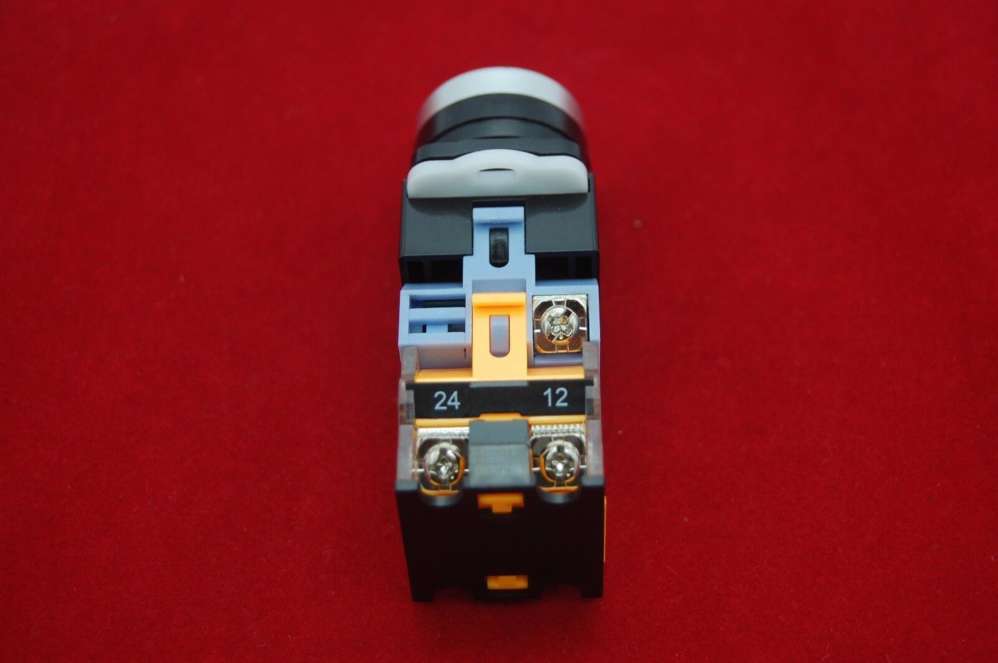 1PC 22MM Blue Maintain LED Illuminated pushbutton with flush push Plastic 110V