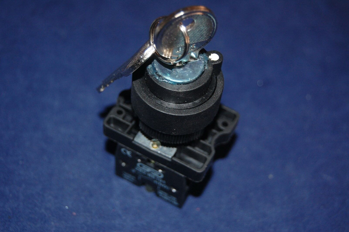 1PC FITS XB2 EG73 22MM 3 Position Momentary Key Select Selector Switch 2NO