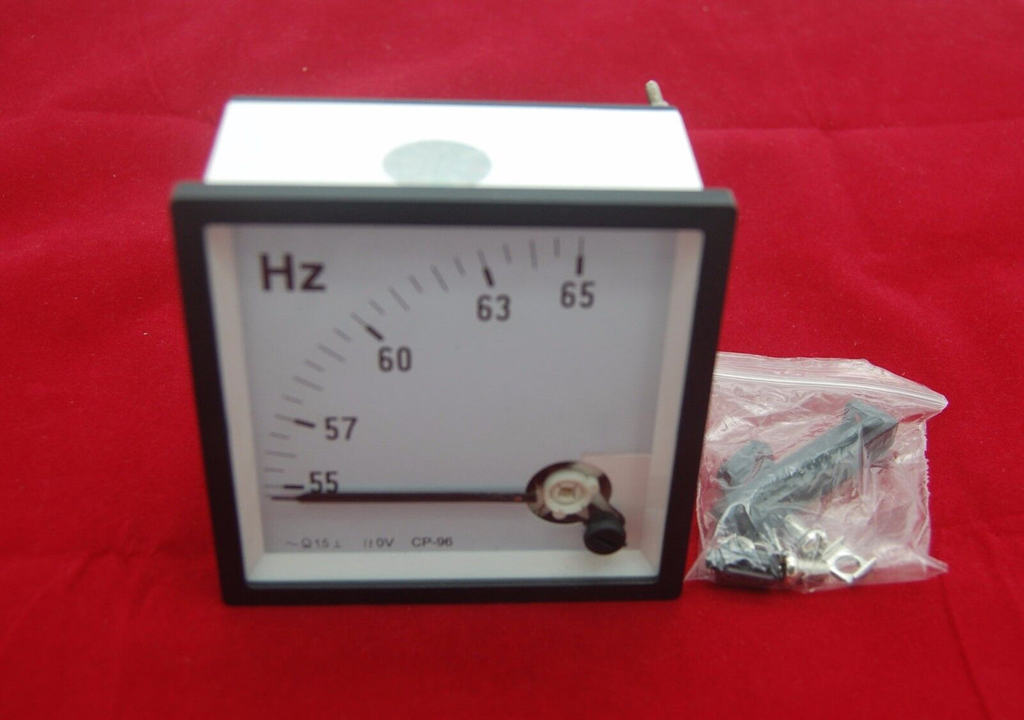 1PC Analogue Frequency Panel Meter 55-65HZ 110V 96*96MM directly Connect