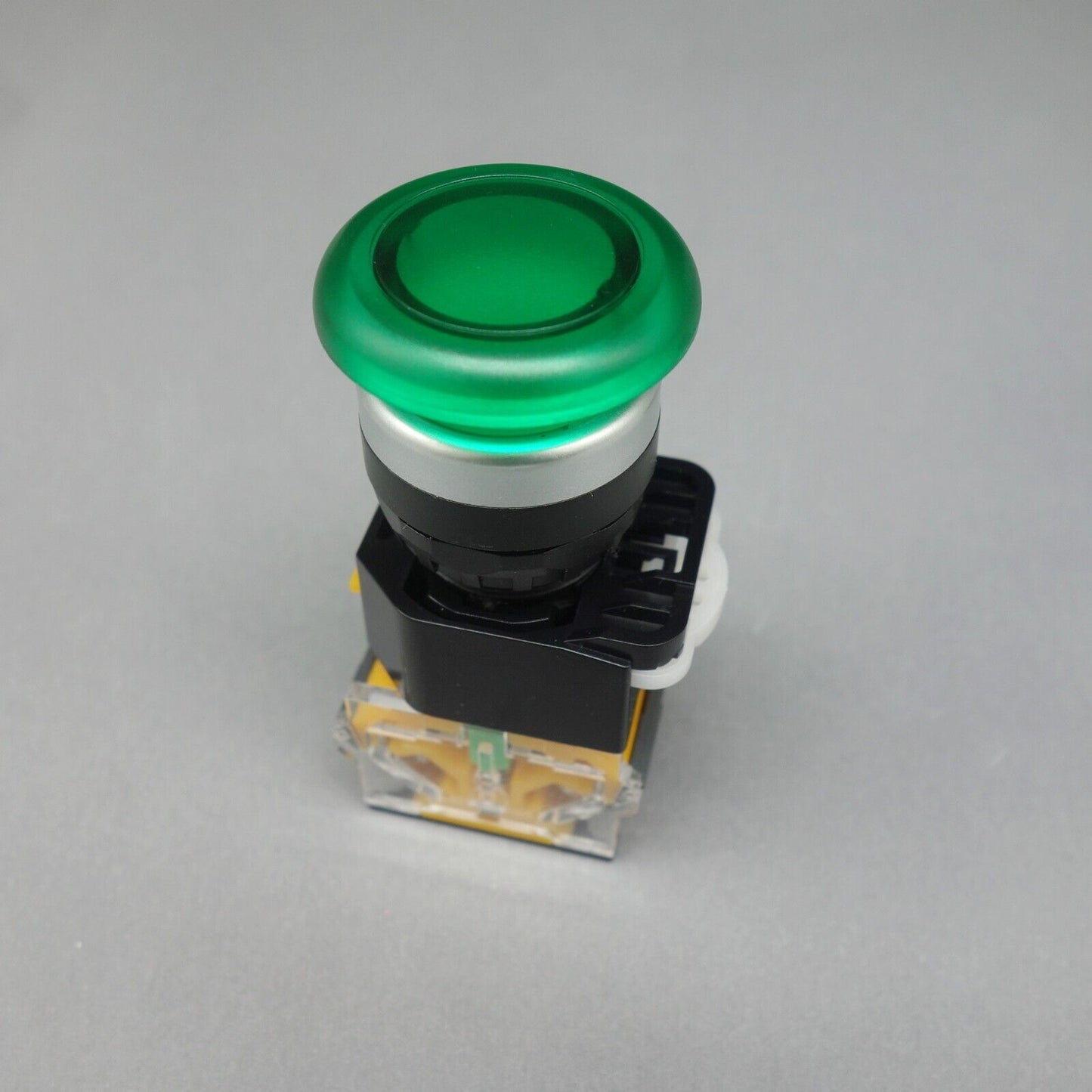 1pc Green 35mm head mushroom pushbutton Momentary 1NO/1NC Plastic LA38