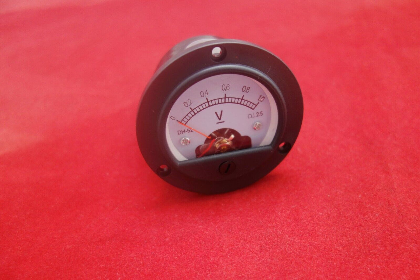 DC 0-1V Round Analog Voltmeter Analogue Voltage panel meter Dia. 66.4mm DH52