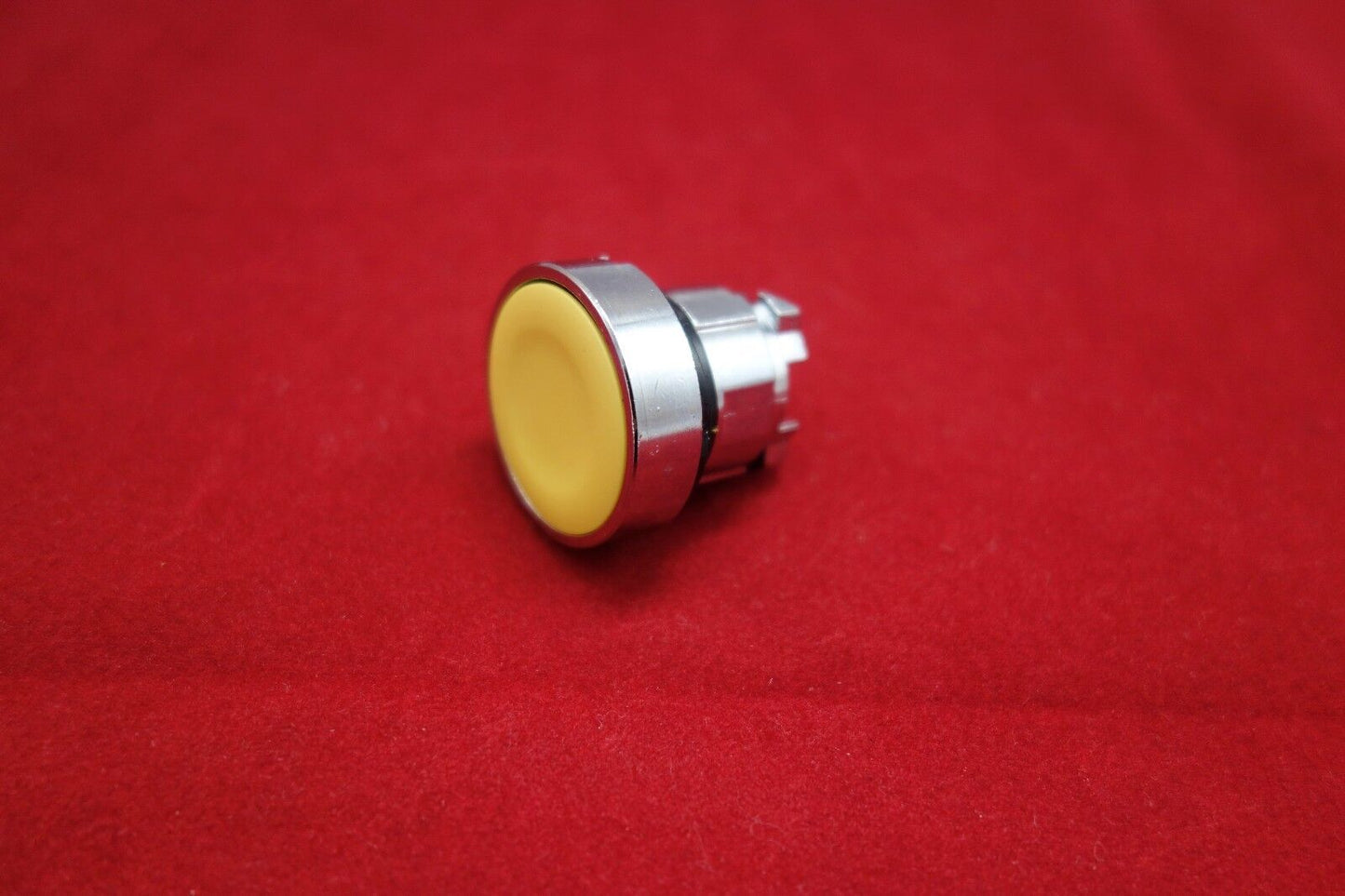 1pc Yellow color fit ZB4- BA5 XB4 Flush 22mm Push button Head for XB4 BA5