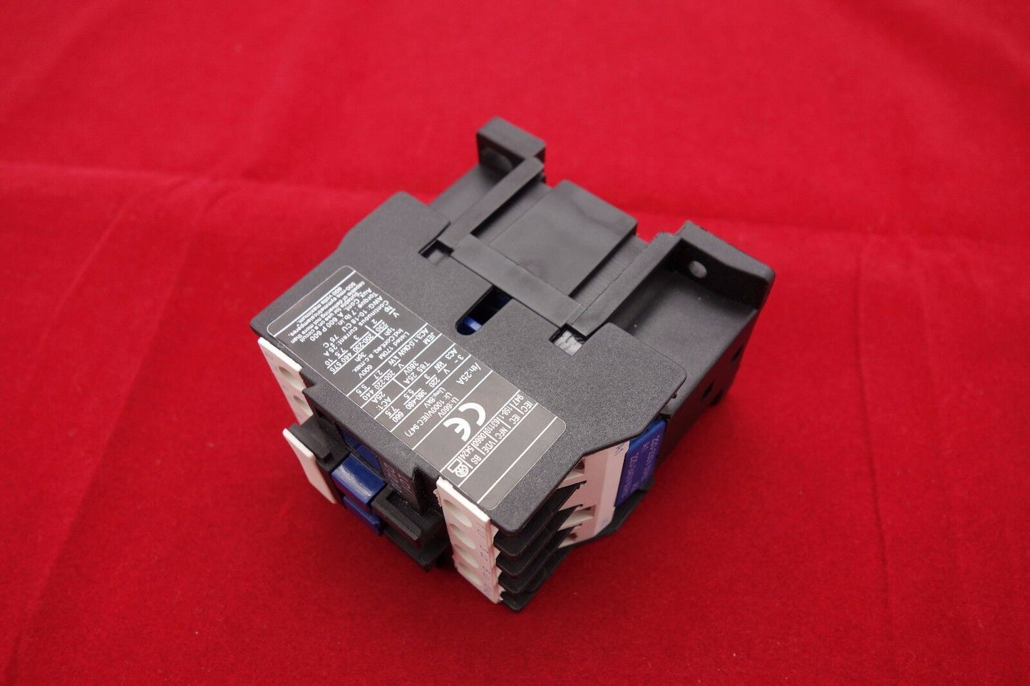 1PC FITS LC1-D1210 AC CONTACTOR 12A Coil 24V AC 50/60HZ 3NO+NO
