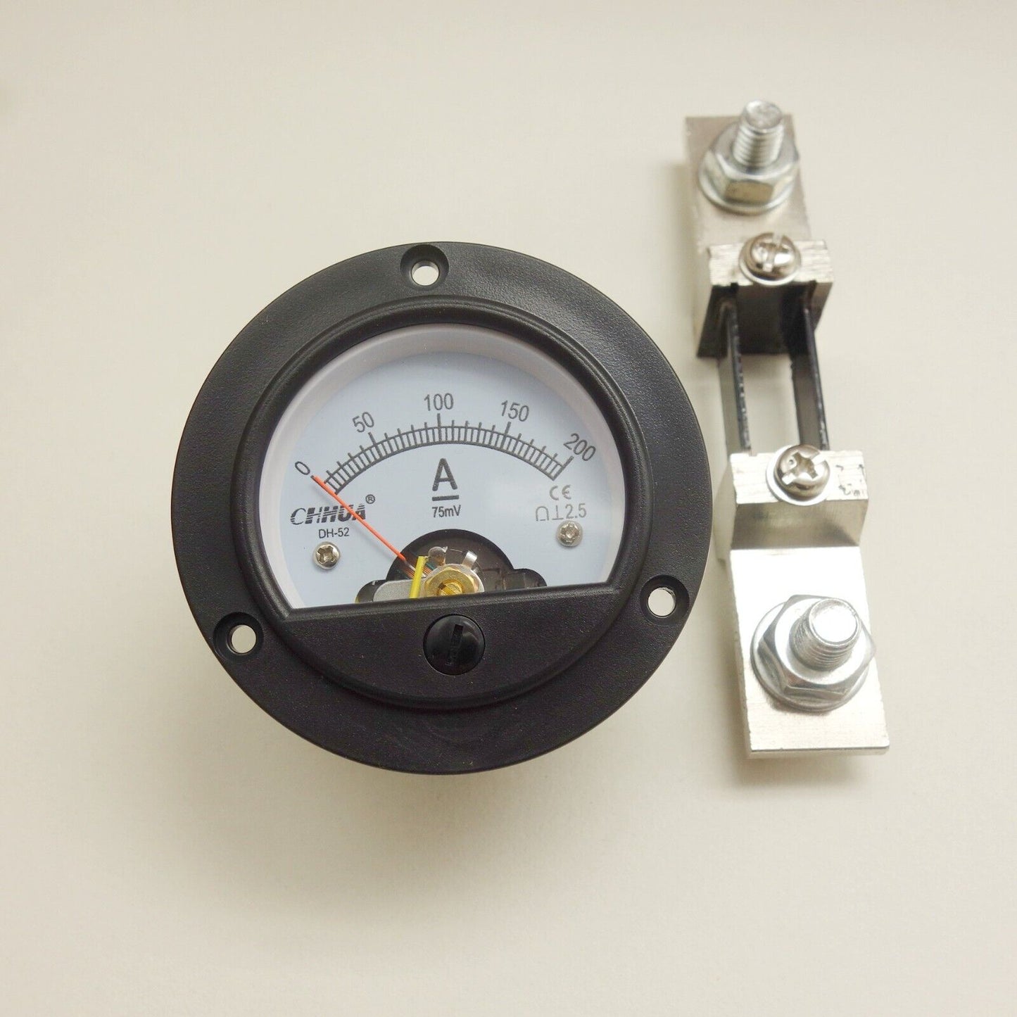 DC 0-200A Round Analog Ammeter Panel Current Meter Dia. 66.4mm DH52 with shunt