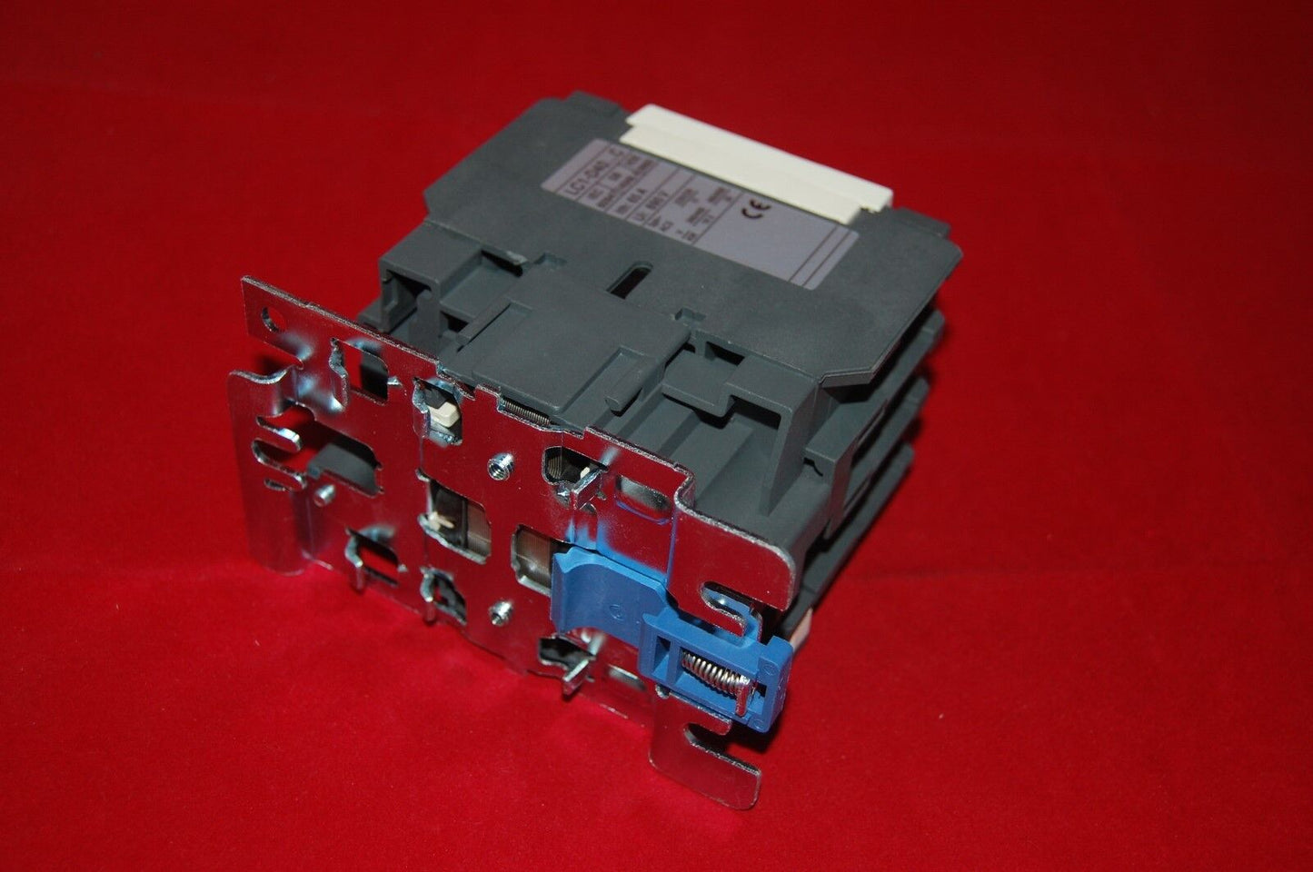 1pc New type FITS LC1D40B7 AC CONTACTOR 40A COIL 24V AC 50/60HZ