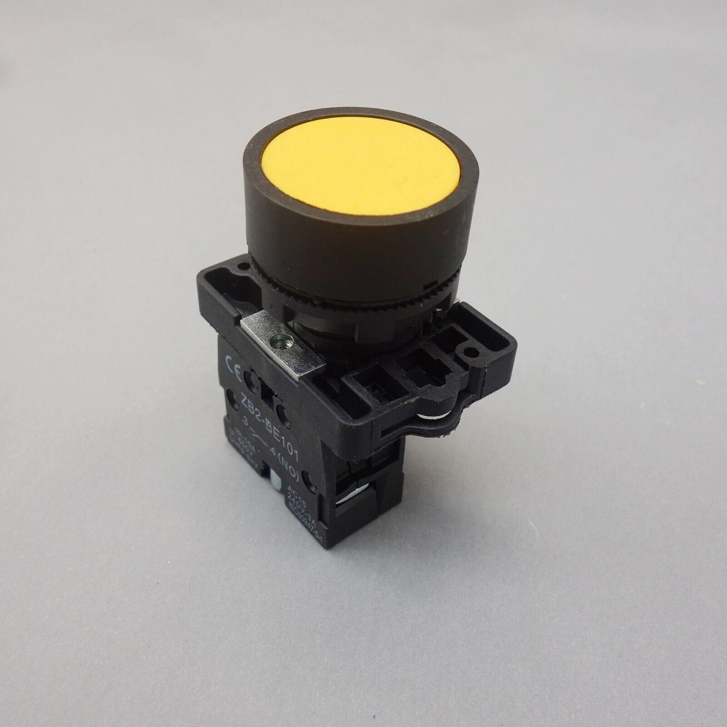 2PCS 22MM PUSHBUTTON SWITCH FITS XB2EA1 Yellow 1No flush push Momentary Plastic