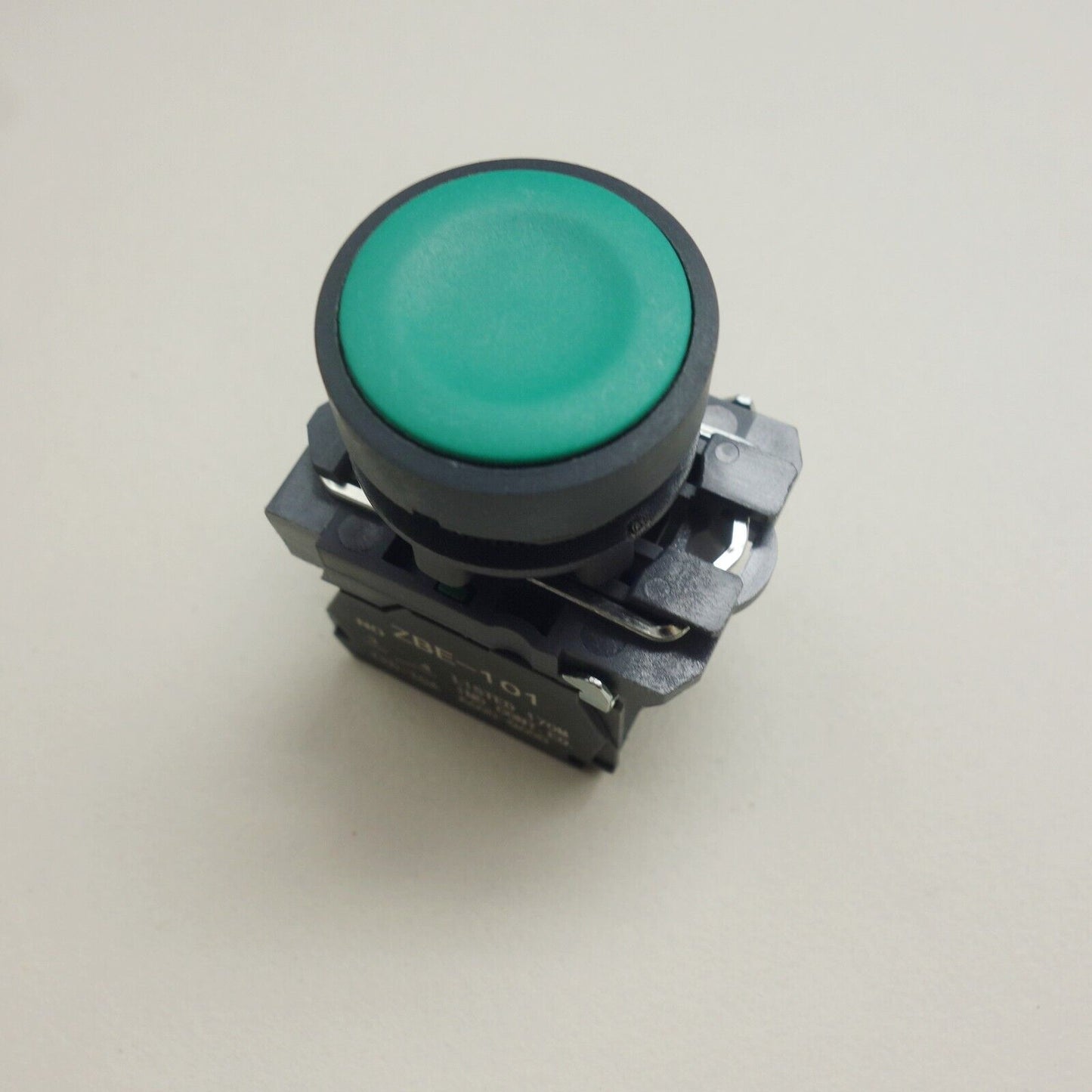 2PCS 22MM PUSHBUTTON SWITCH FITS XB5AA35 GREEN 1NO/1NC SPRING Return flush push