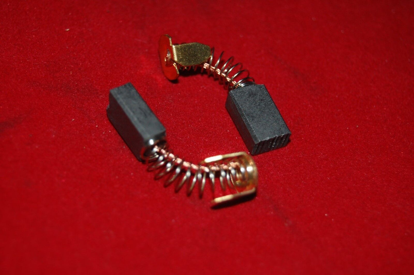 10PCS 13x8x5mm(LxWxH) Spring Carbon brush