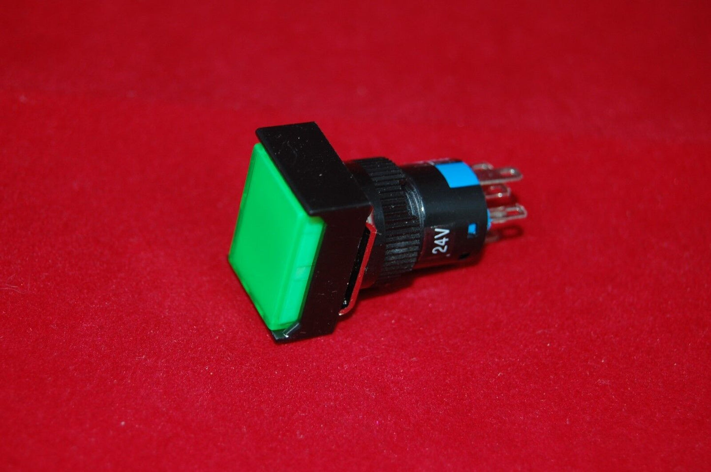 2PCS 16MM Green Rectangle Momentary PUSH BUTTON ILLUMINATED 12V 5 PINS