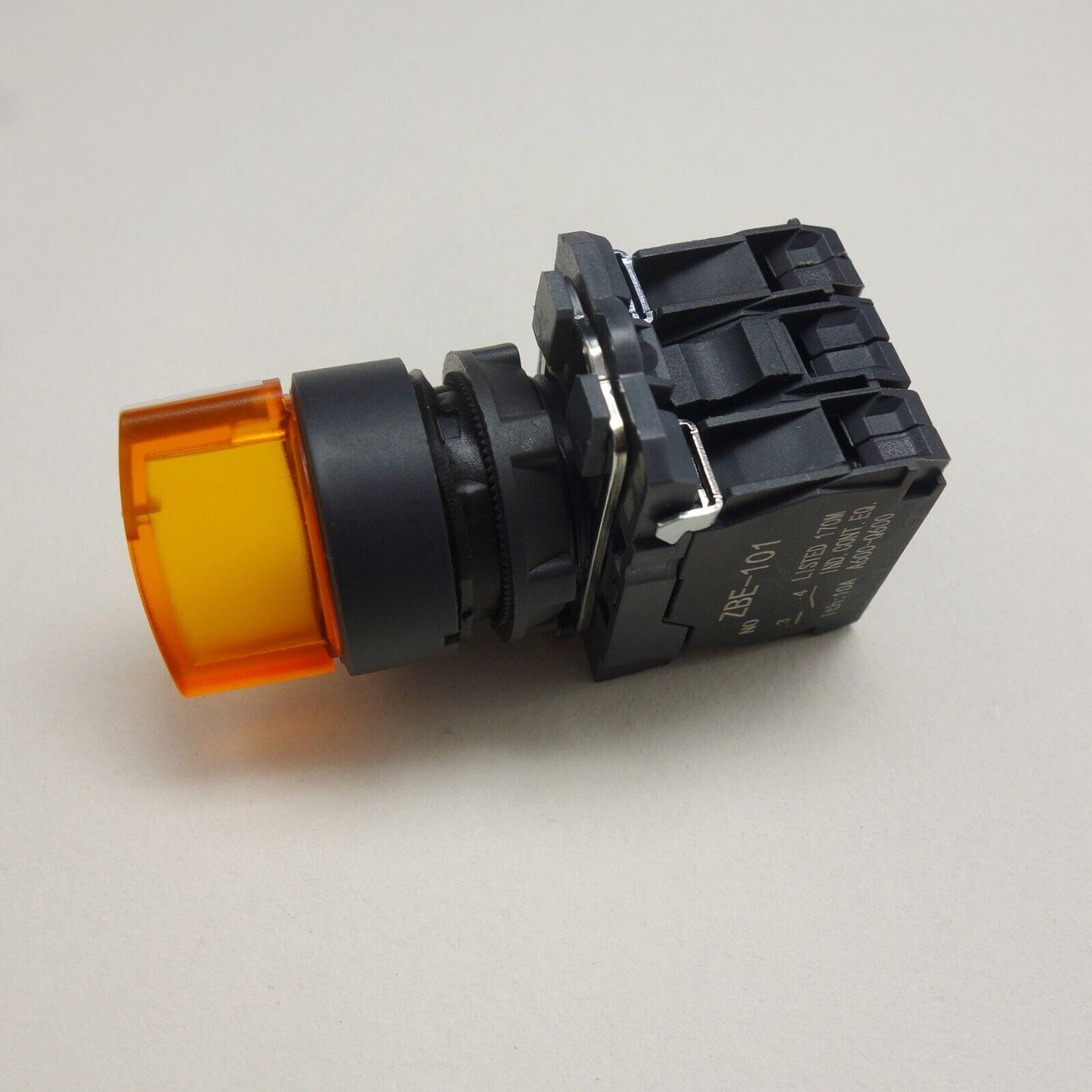 22mm ILLUMINATED Selector switch 2 Position Momentary Fit Yellow XB5AK145J5 12V
