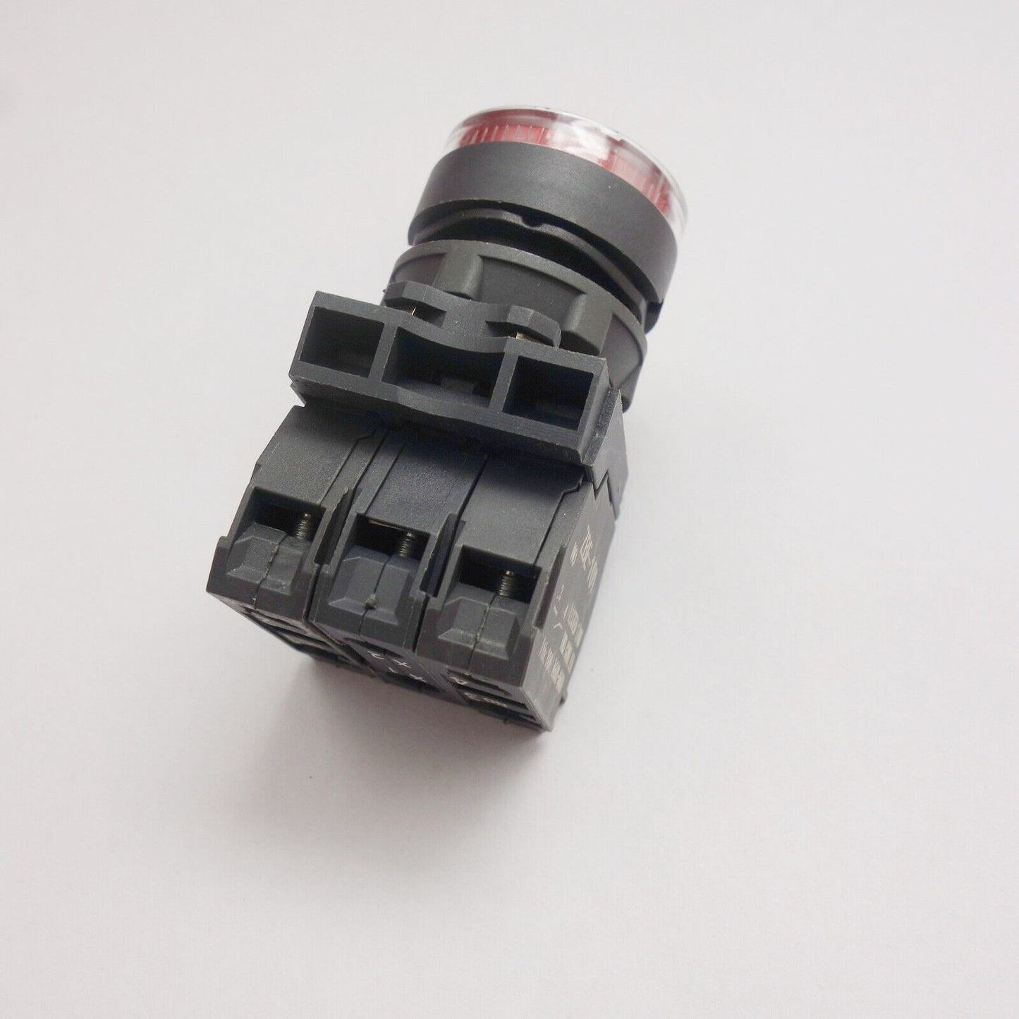 Illuminated pushbutton with flush push Fits XB5AW34B5 RED 24V LED Momentary