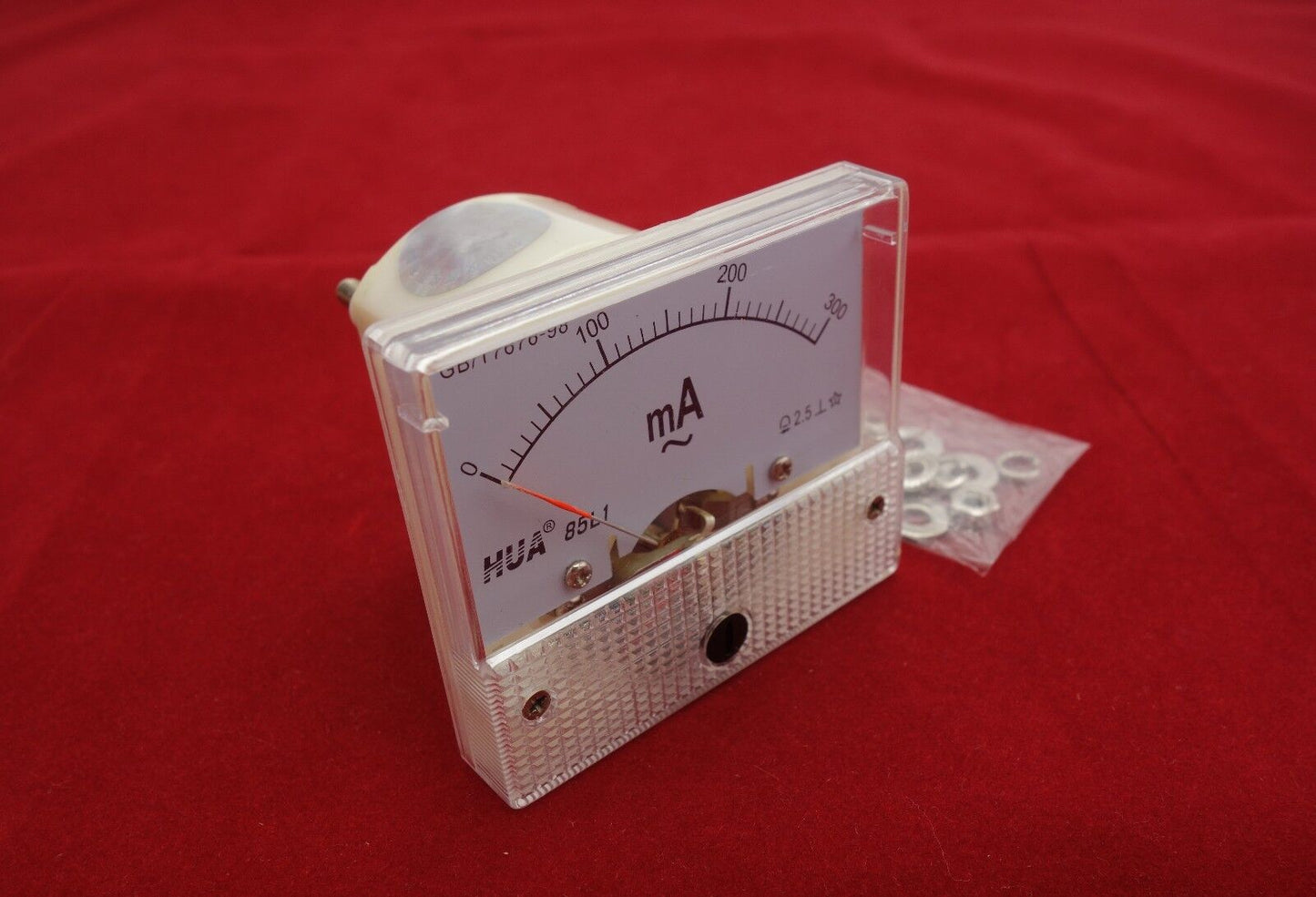 AC 300mA Analog Ammeter Panel AMP Current Meter 85L1 0-300mA directly connected