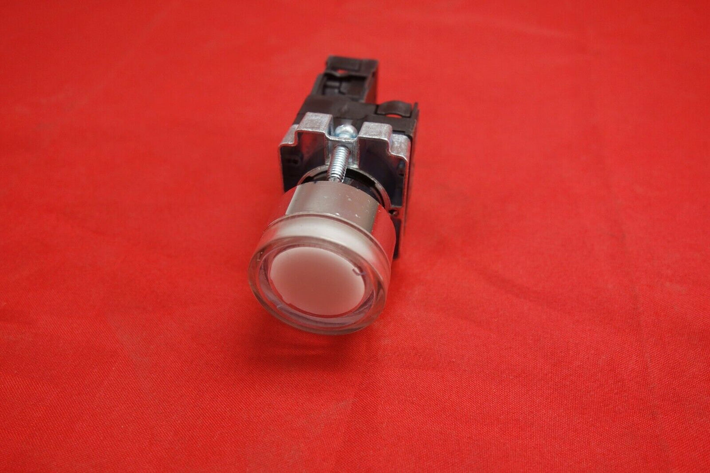 1PC FITS XB2BW31G1 Momentary White Pushbutton With 110V LED Pilot Light Lamp