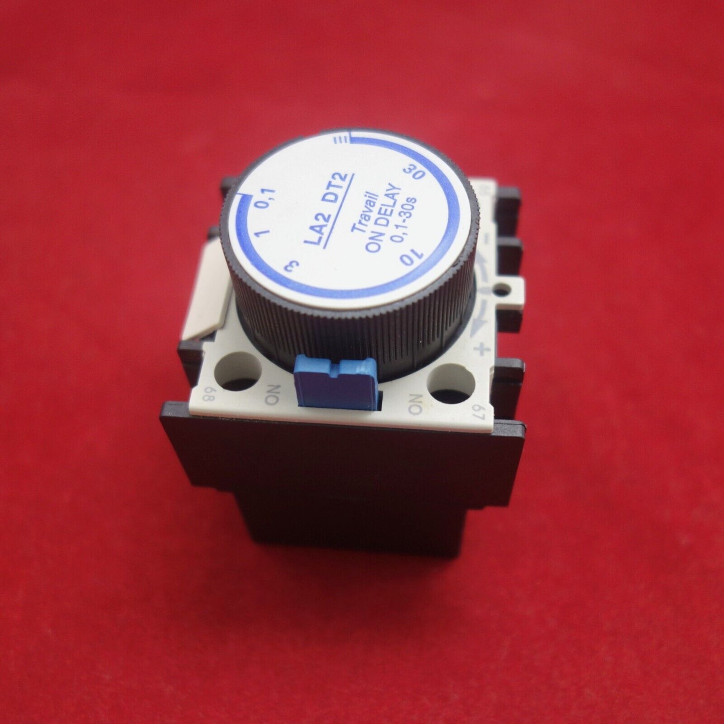 1PC LA2-DT2 ON Delay timer 0.1-30S use to LC1-D AC Contactor