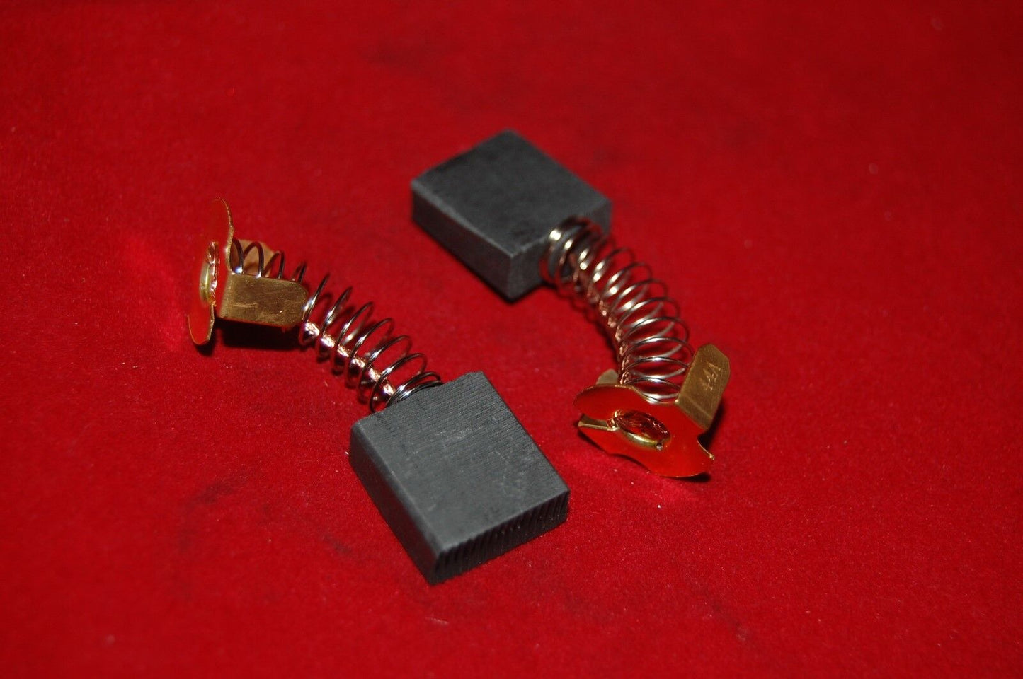5PCS 18x17x7mm(LxWxH) Spring Carbon brush
