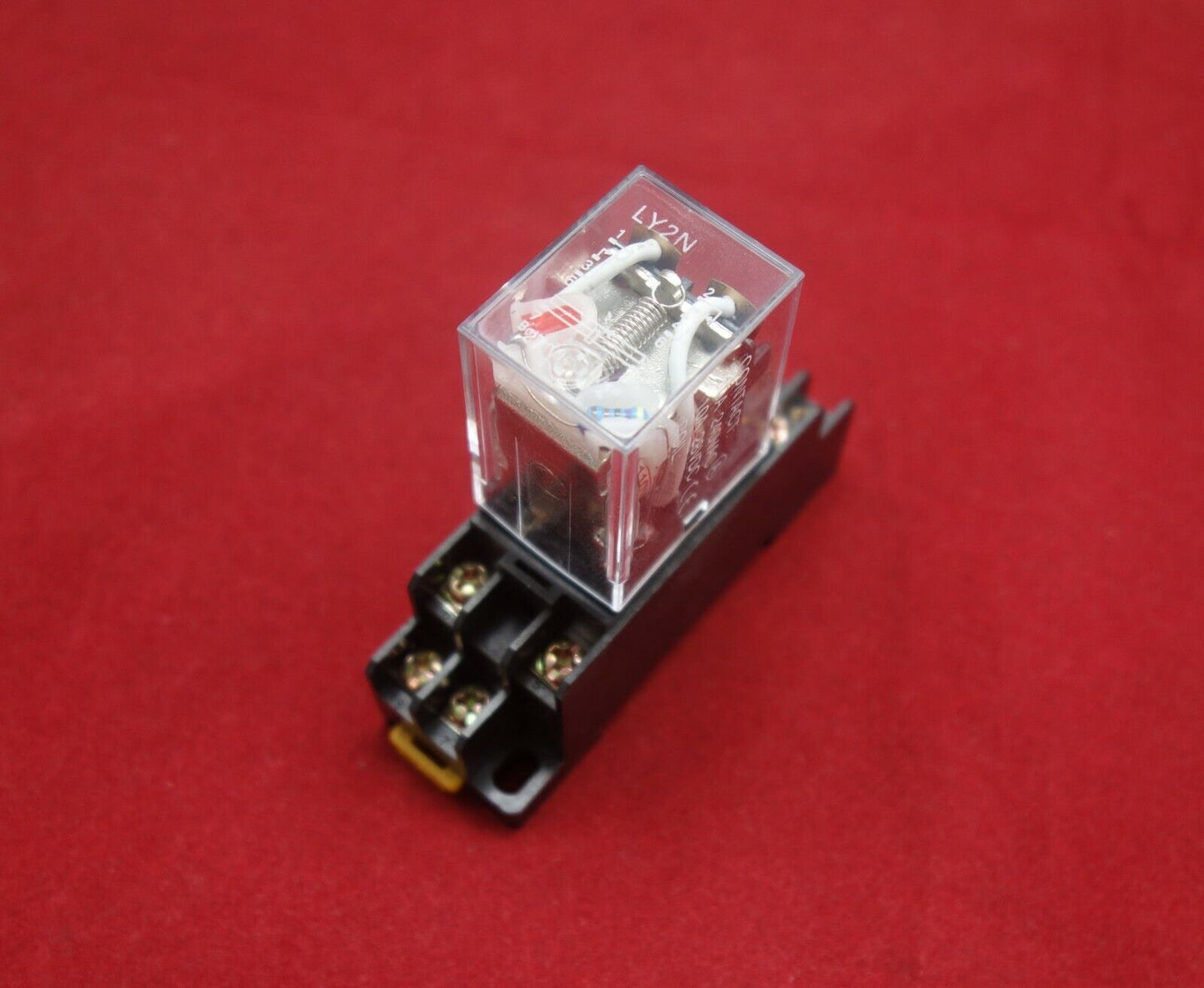 1PC LY2N General Purpose Relay 110V AC 8-Pins 10 Amp With PTF08A Socket