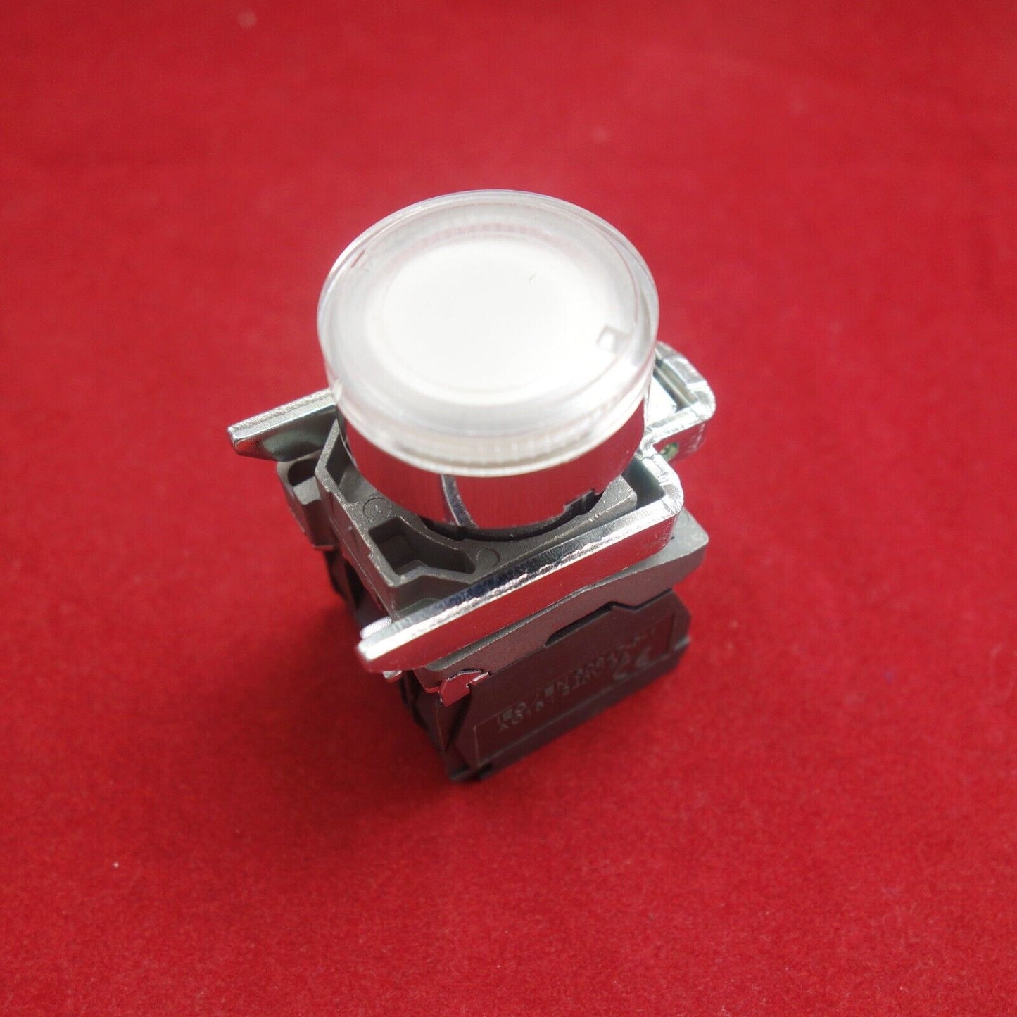 10PCS 22MM illuminated pushbuttons Fits XB4BW31B5 24V AC/DC White