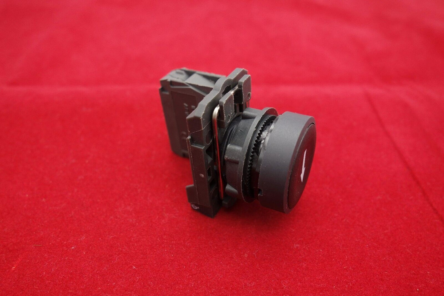2PCS 22MM PUSHBUTTON SWITCH FITS XB5AA335 Black with white marking 1NO momentary