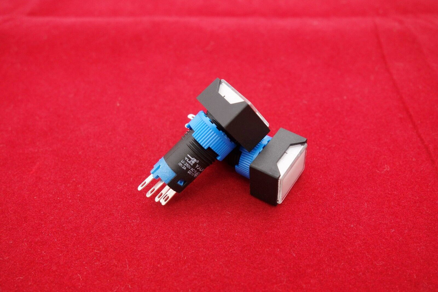 2PCS Cutout 12MM 48V White LED ILLUMINATED Rectangular Maintained PUSH BUTTON