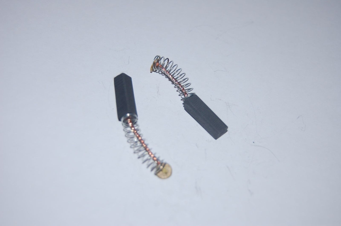 10PCS 16X5X5mm(LxWxH) Spring Carbon brush