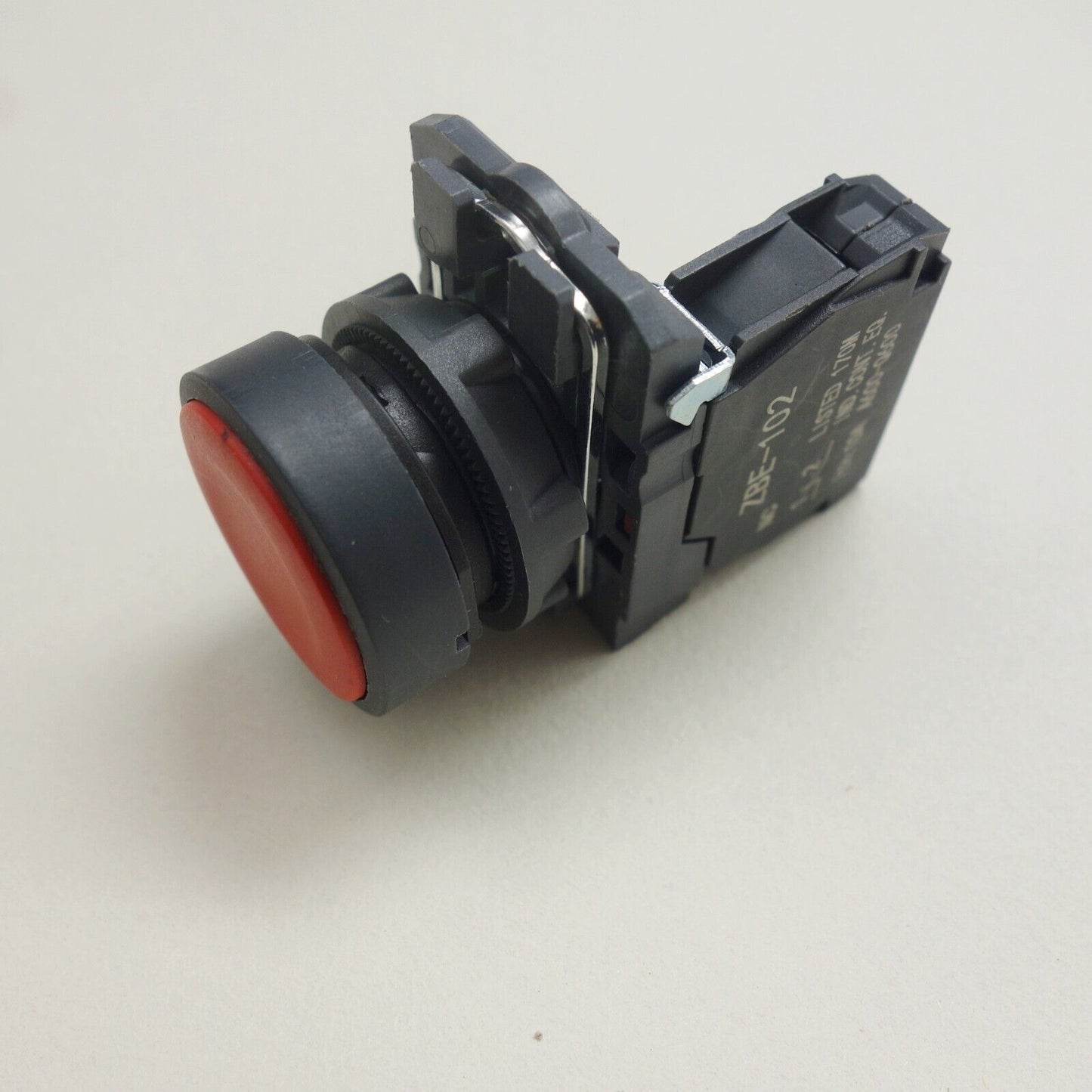 2PCS 22MM PUSHBUTTON SWITCH FITS XB5AA42 RED 1NC SPRING Return flush push