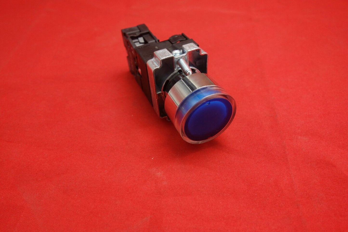 1PC FITS XB2BW36G1 Momentary Blue Pushbutton With 110V LED Pilot Light Lamp