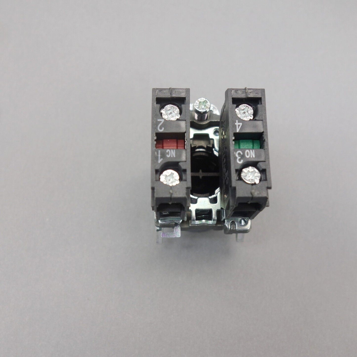 1PC 22MM Metal PUSHBUTTON SWITCH FITS XB4BA25 BLACK 1NC/1NO
