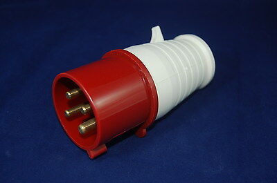ONE PAIR WATER PROOF PLUG AND SOCCKET 32A 3P+E IP44 024 AND 124