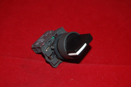 1PC 22mm Selector switch 2 Position Fits XB5AD41 1N/O SPRING RETURN