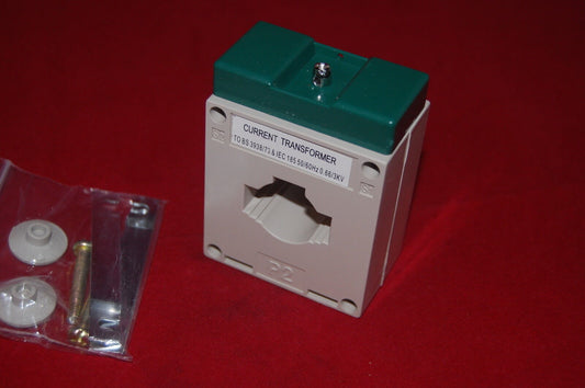 1PC MSQ30 Current Transformer 250/5A 50/60HZ Accuracy Class 1.0
