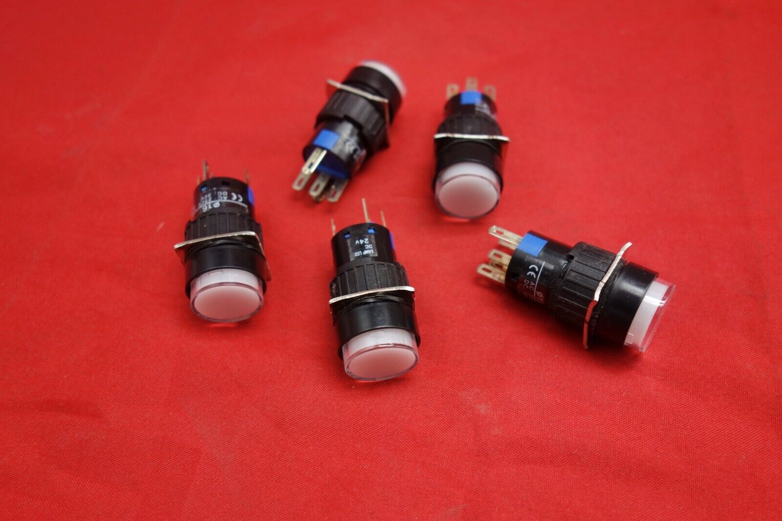 5PCS 16MM White ROUND Maintained PUSH BUTTON ILLUMINATED 24V DC/AC 5 PINS