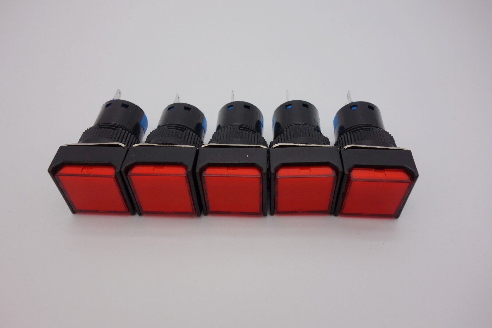 5PCS 16MM Red Square Momentary PUSH BUTTON Switch 3 Pins LA39-E11F/R