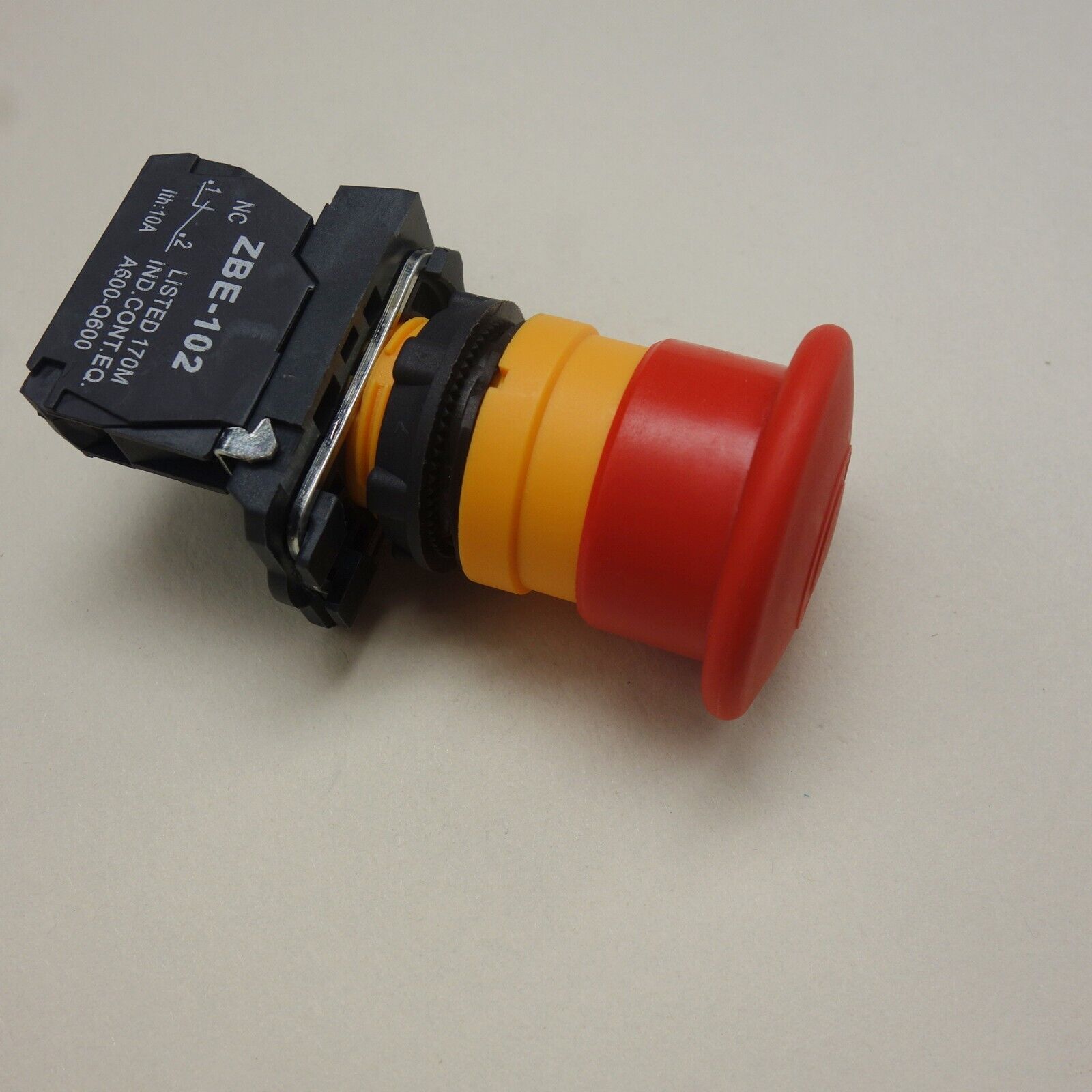 1PC Emergency Push-pull 40mm Mushroom pushbutton Fits XB5AT42 yellow boday
